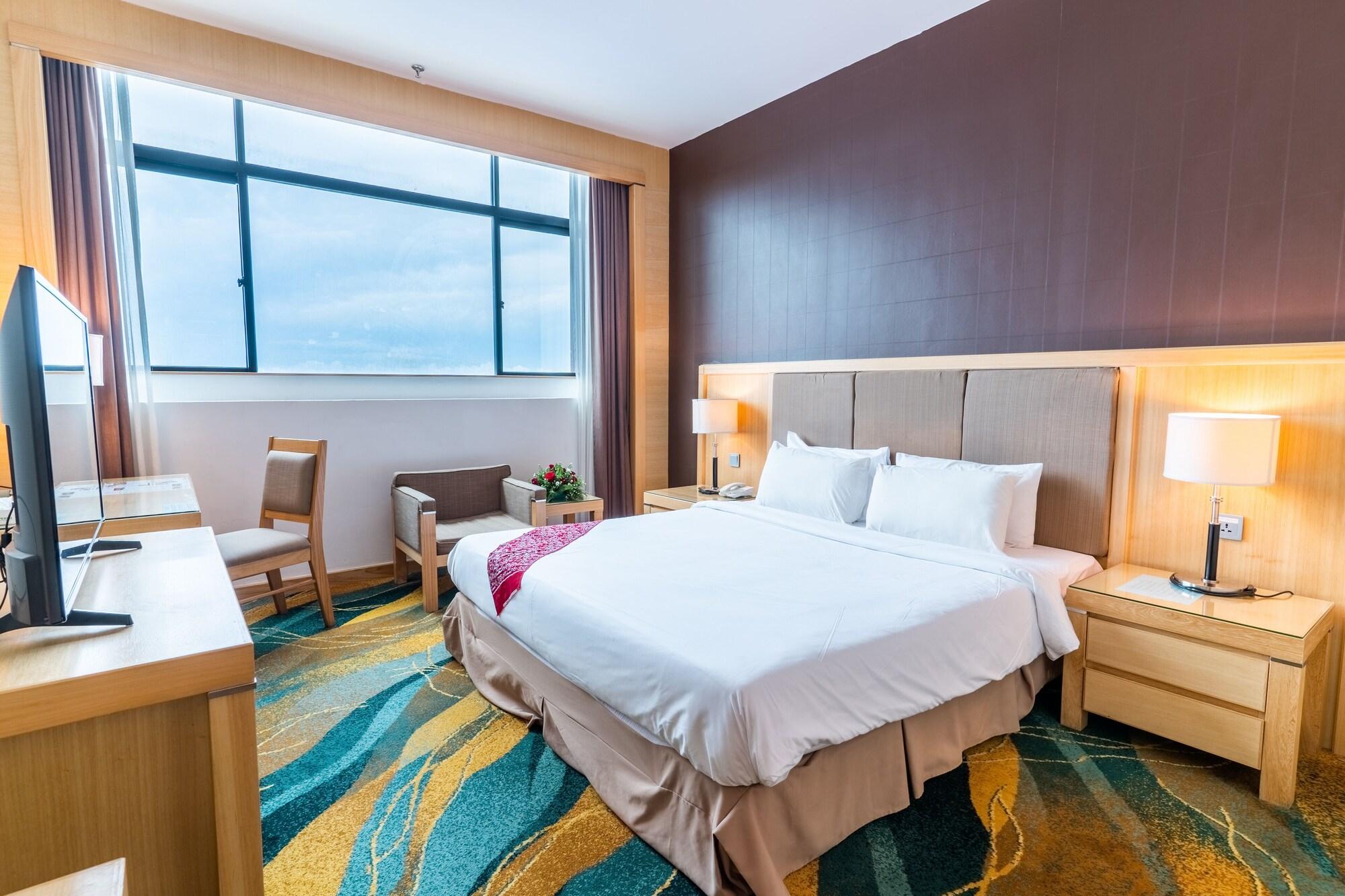 Imperial Palace Hotel Miri Bagian luar foto