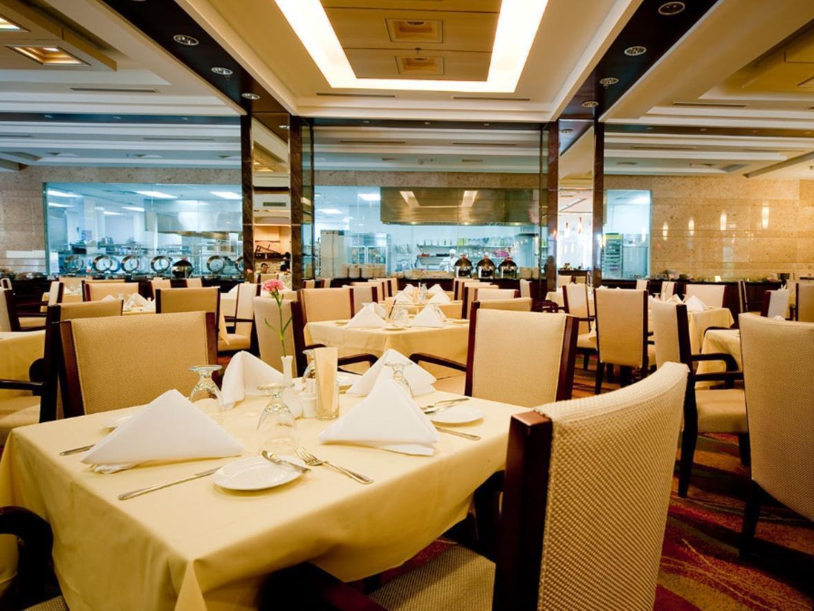 Imperial Palace Hotel Miri Bagian luar foto