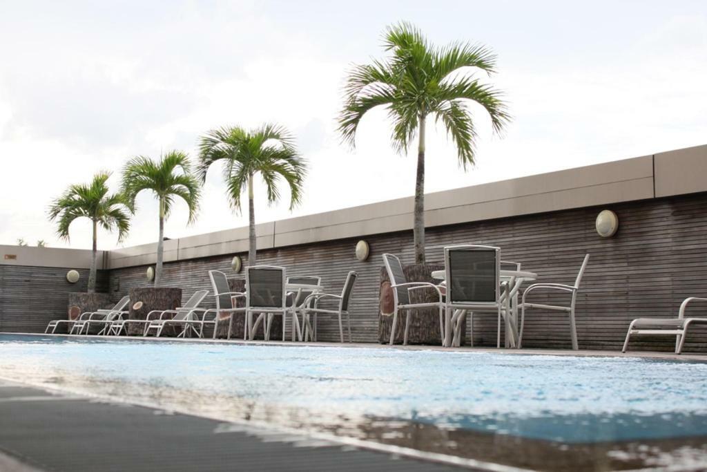 Imperial Palace Hotel Miri Bagian luar foto
