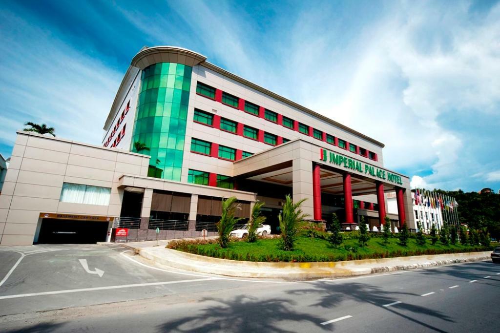Imperial Palace Hotel Miri Bagian luar foto